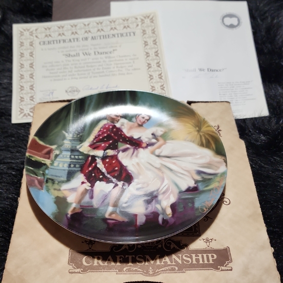 Decorative Plate with Dance Scene. VINTAGE  SHALL WE DANCE. PLATE # 5075 B . - Picture 1 of 8